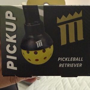 Monarch Pickleball Retriever